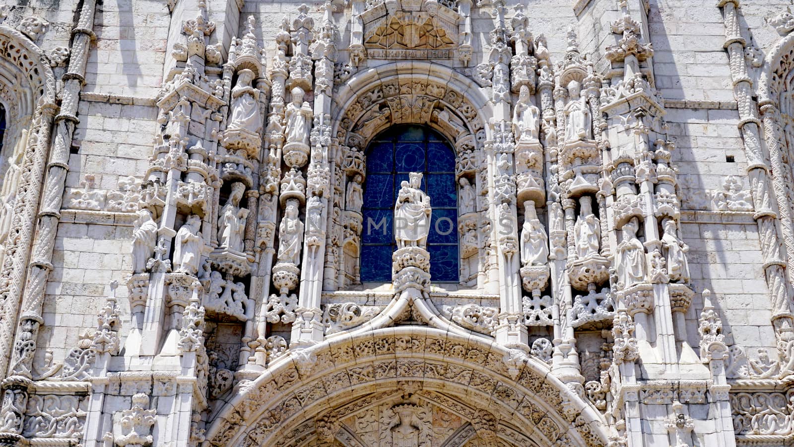 ornaments of jeronimos architecture lisbon Portugal