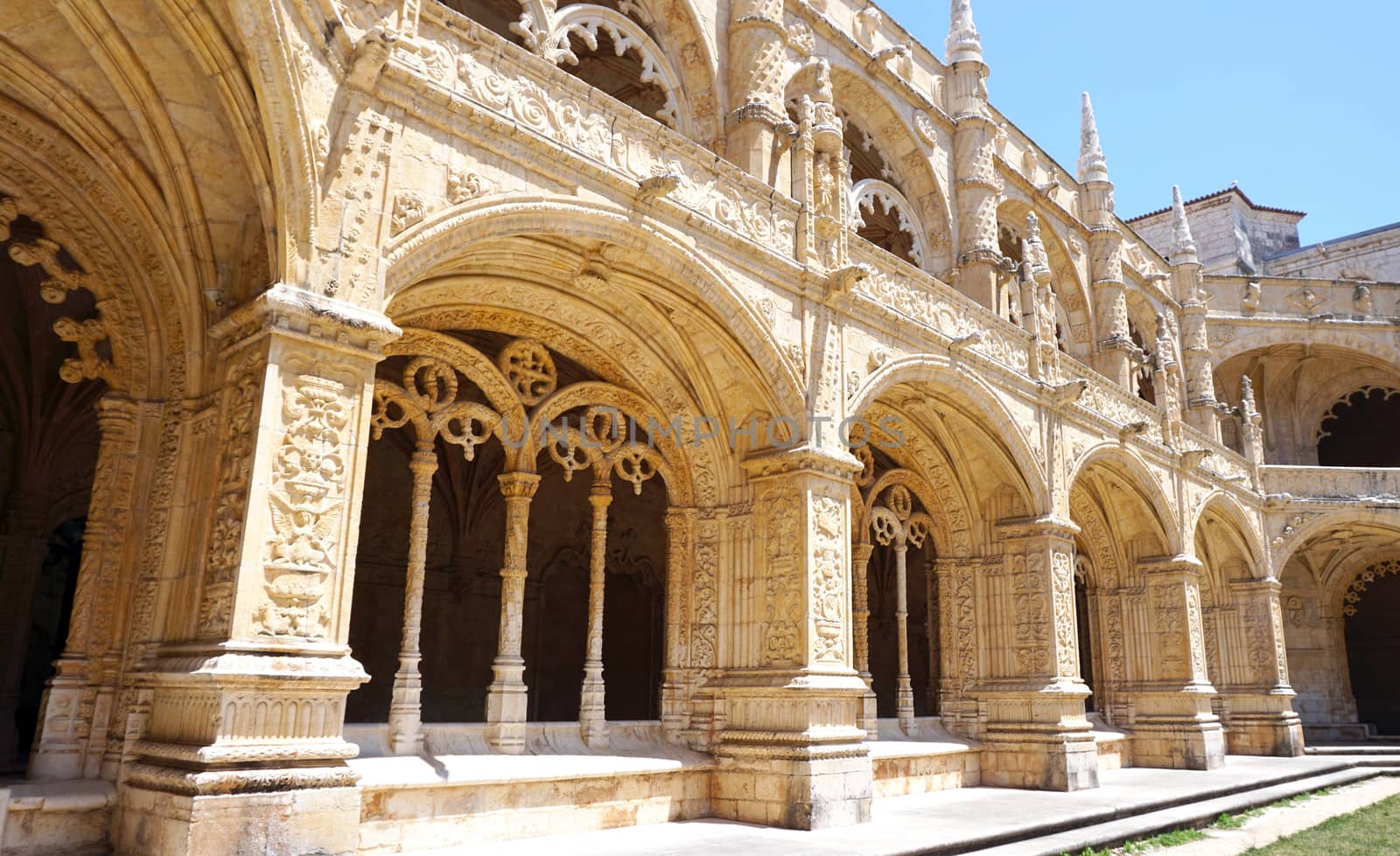 details of jeronimos interior architecture lisbon Portugal