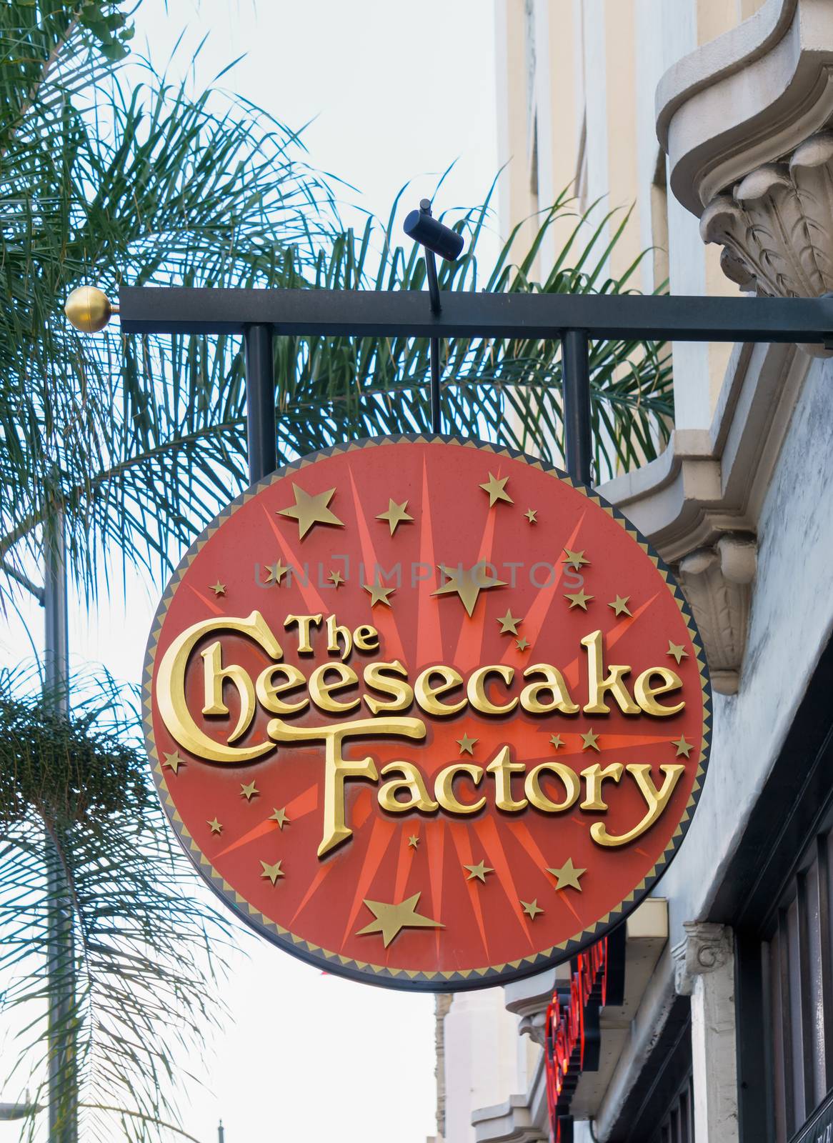 PASADENA, CA/USA - OCTOBER 4, 2015: Cheesecake Factory restauruant sign. The Cheesecake Factory, Inc. is a distributor of cheesecakes and restaurant company.