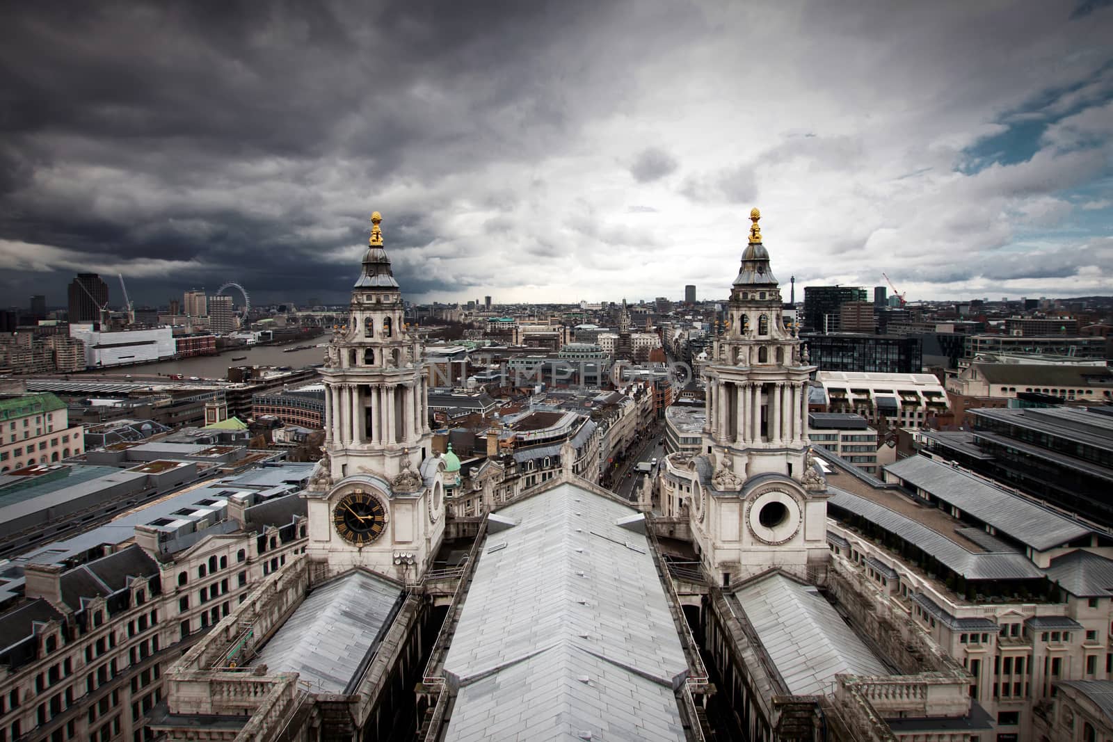 London view from St. Paul cathedral