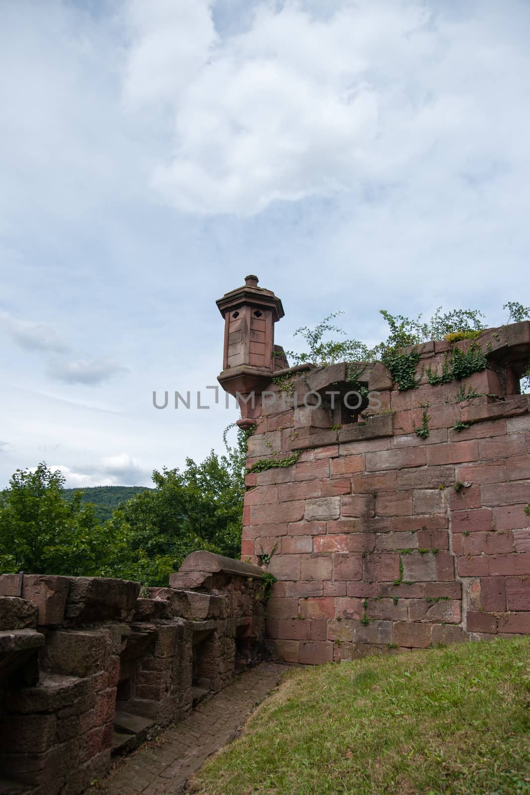 Romantic and beautiful Heidelberg castle for europe tourism