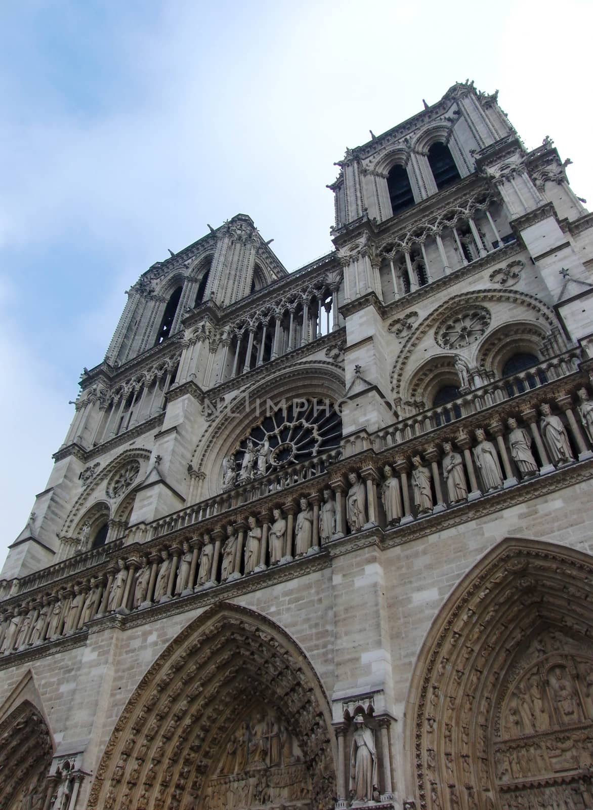 Picture of the Main Entrance of Cathédrale Notre Dame de Paris.