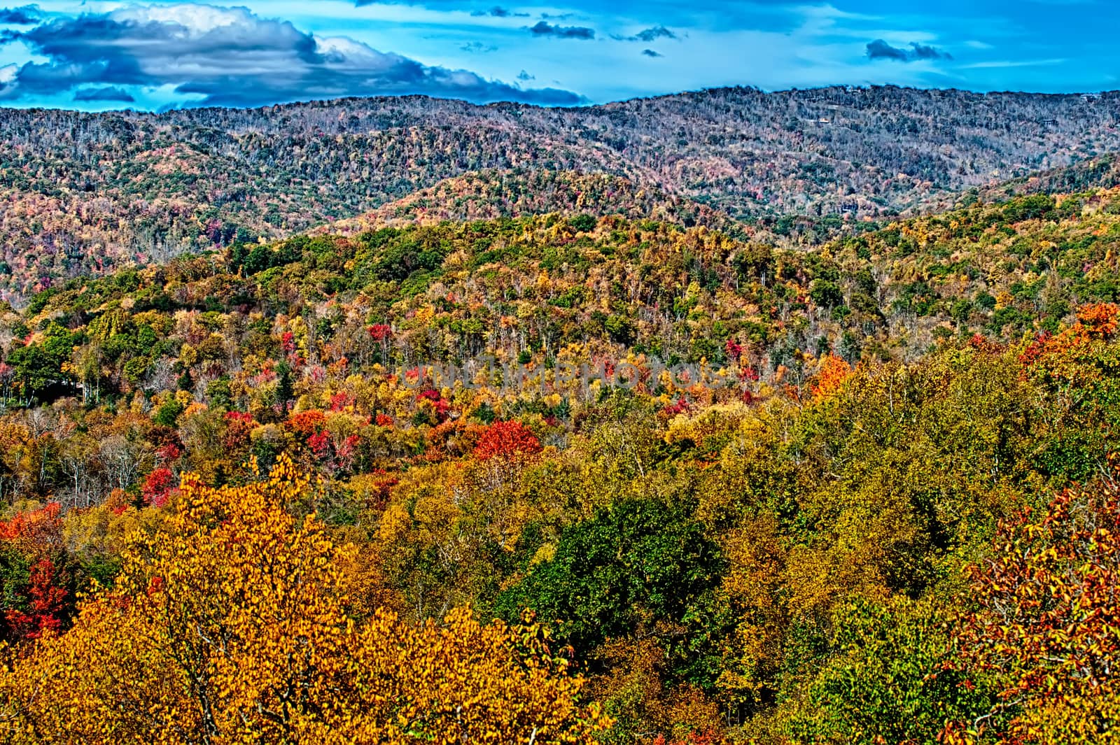 autumn drive on blue ridge parkway