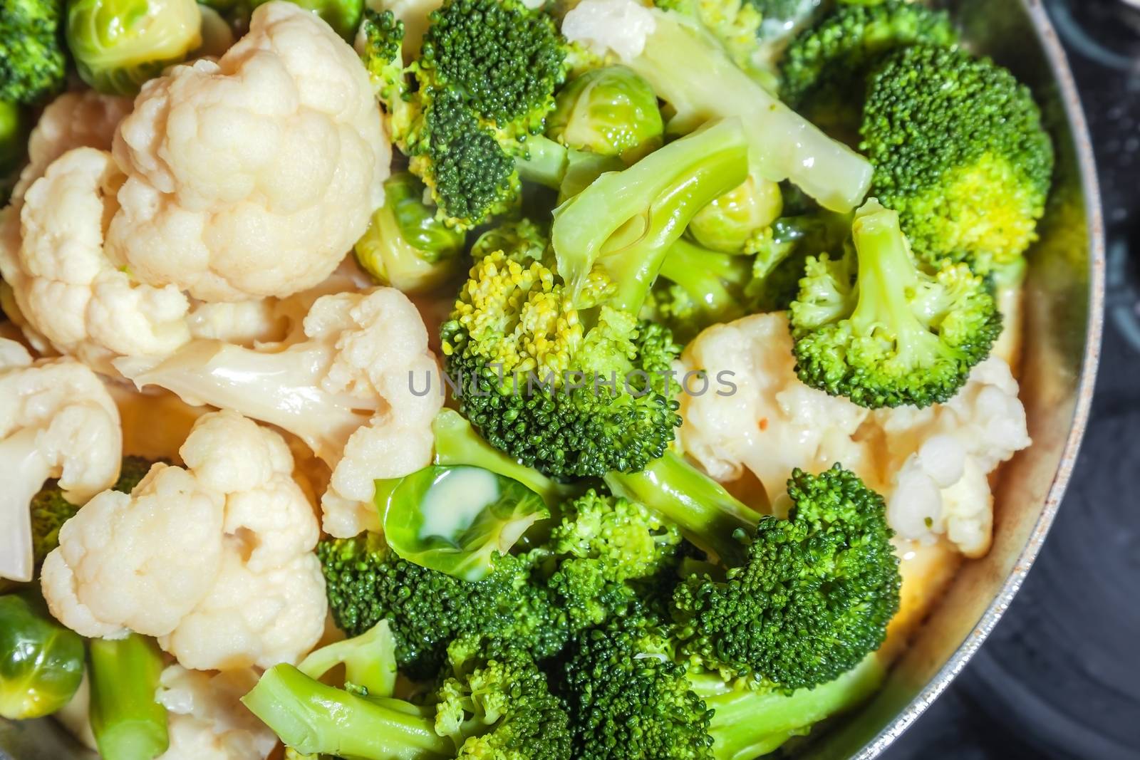 organic broccoli, diet healthy food by MegaArt
