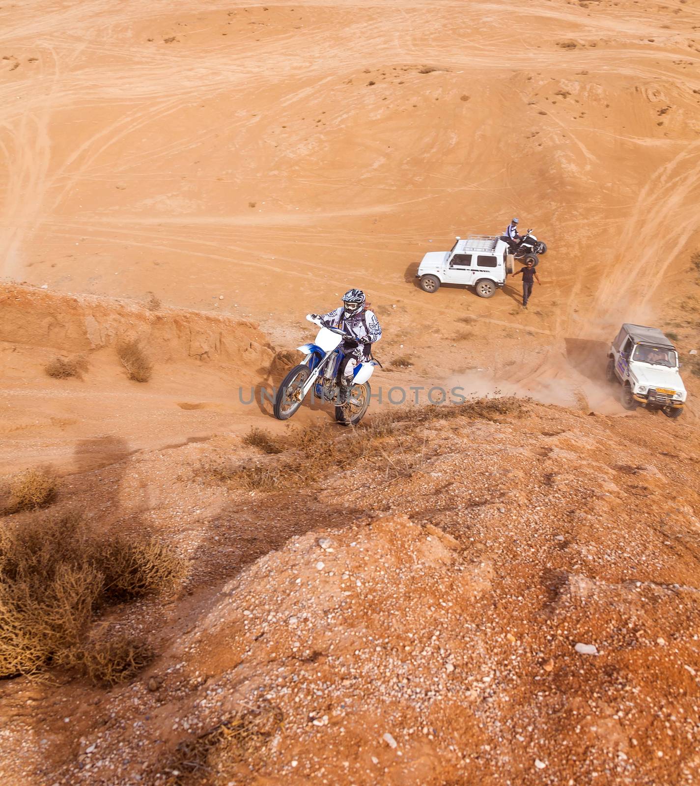 Amateur race in the desert, summer day. by MegaArt