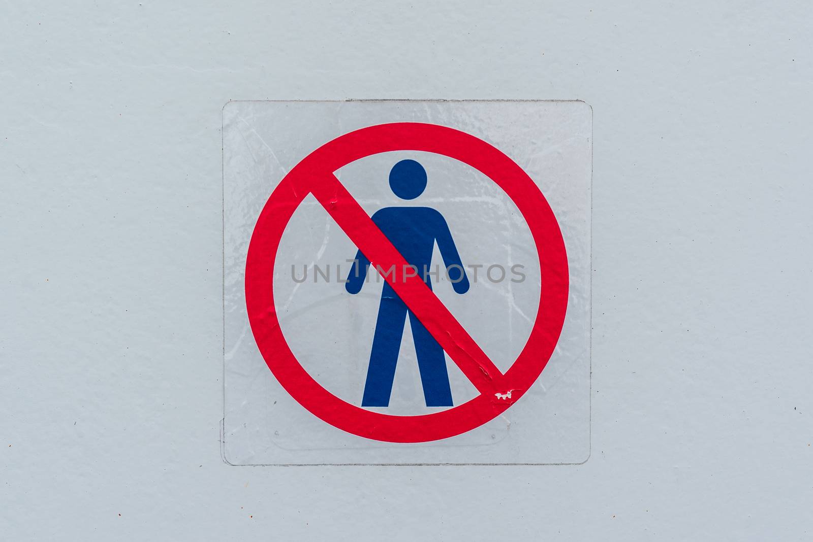 No people access sign on a wall