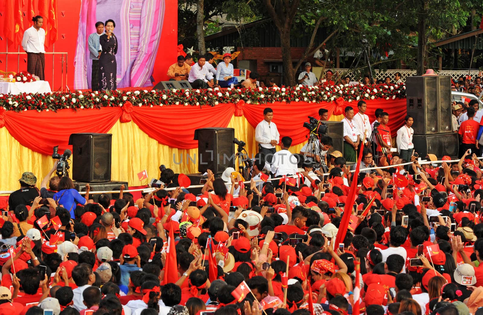 MYANMAR, Yangon : Tens of thousands of people gathered in Yangon on November 1st, 2015 in support of opposition leader of the National League for Democracy party and Nobel Peace Prize Aung San Suu Kyi, one week before general elections. 