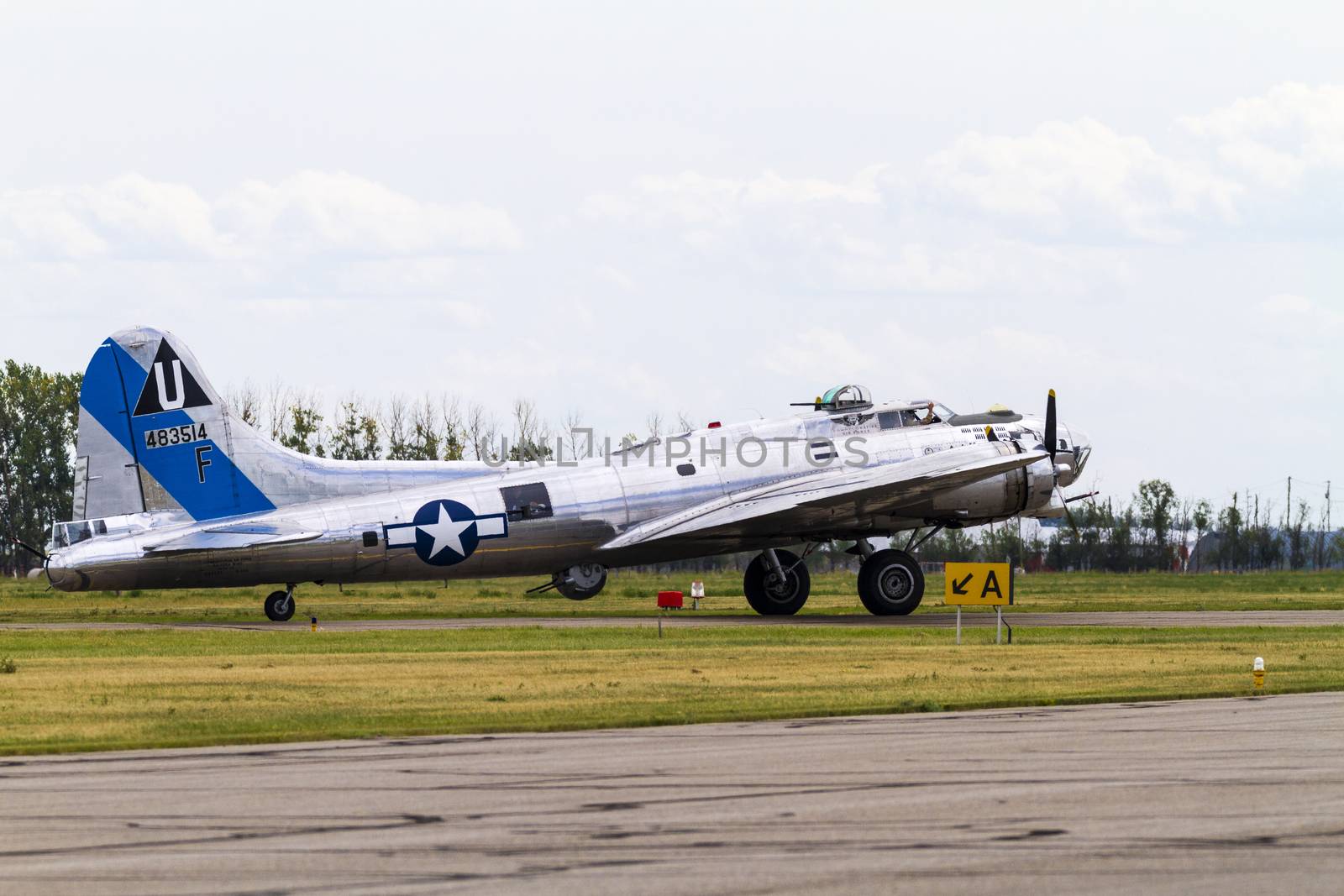 At The Lethbridge Airshow by Imagecom