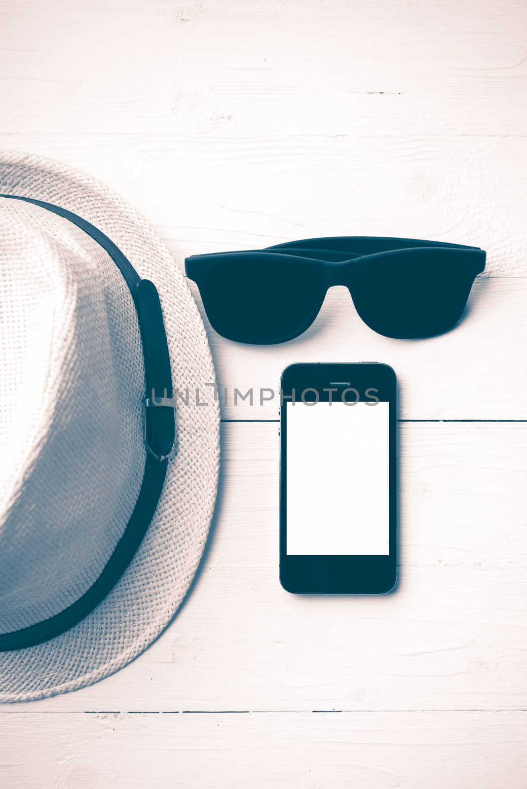 hat sunglasses and smart phone vintage style by ammza12