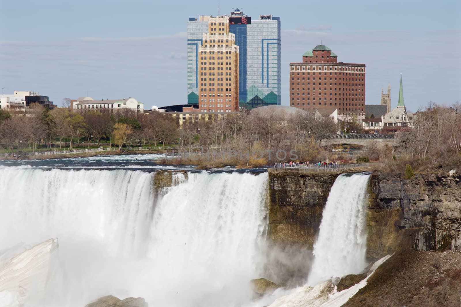 Beautiful image of the Niagara falls at the American side