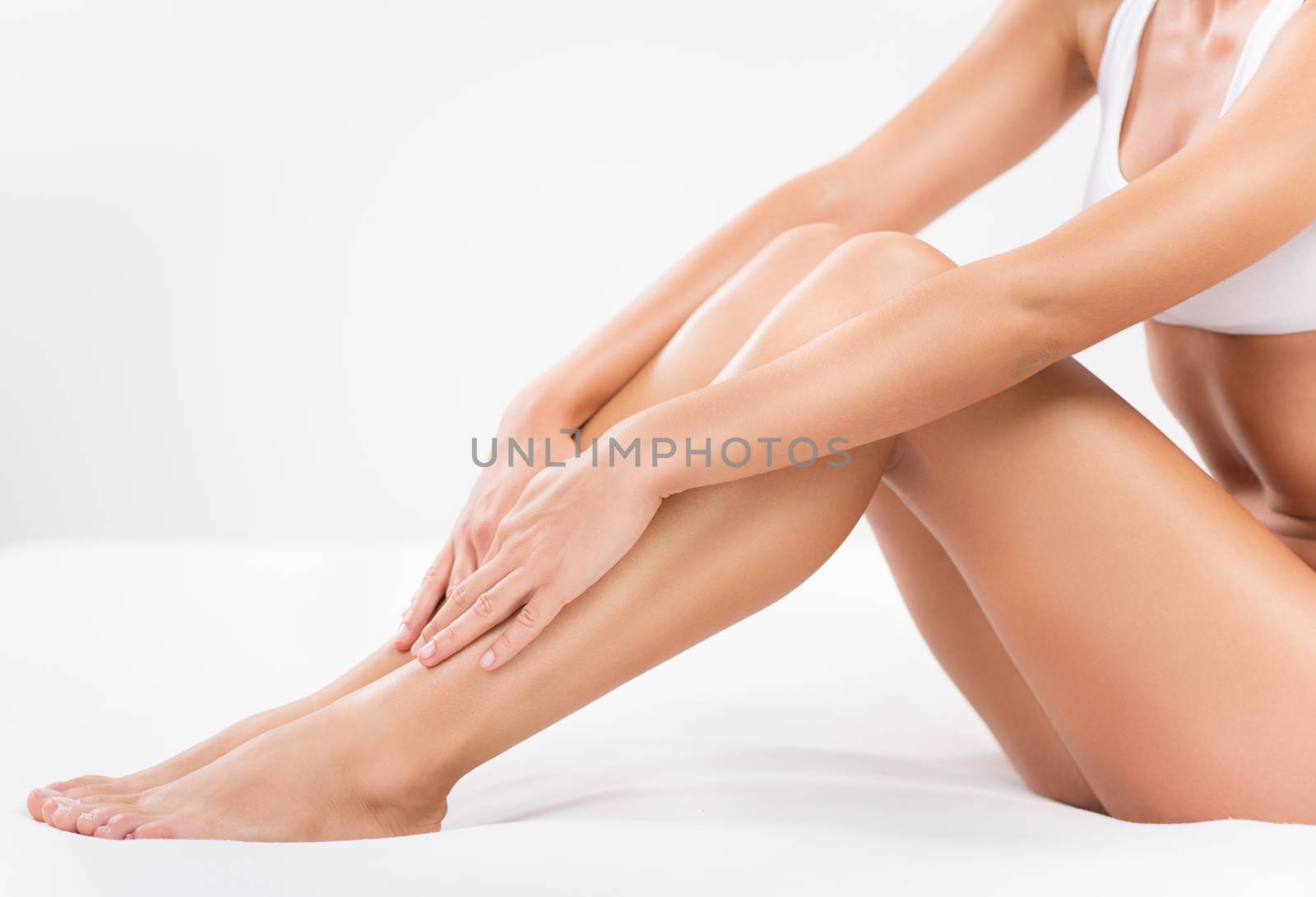 Bodycare of female Smooth legs.