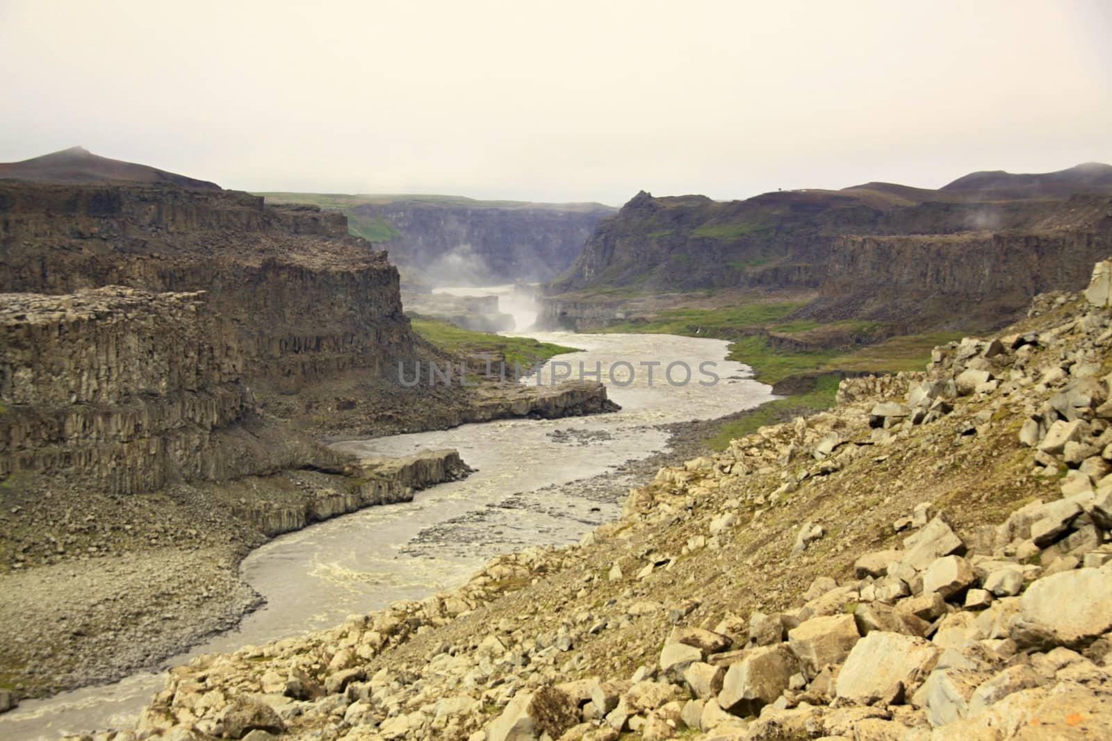 River canyon in Iceland by jnerad