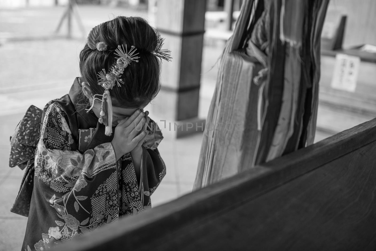 Young Girl in Kimono by justtscott
