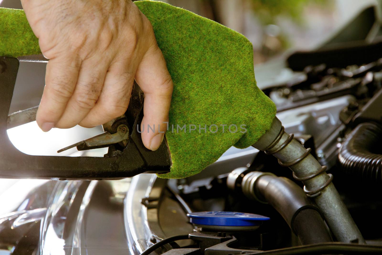 Fill up the gas tank, eco energy concept