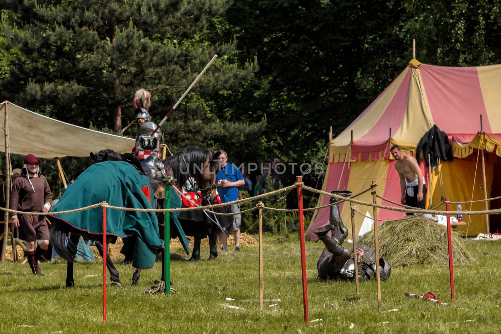 CHORZOW,POLAND, JUNE 9: Medieval knight defeated in jousting dur by Attila