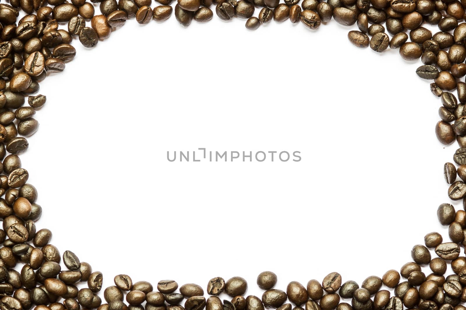 coffee beans isolated . by seksan44