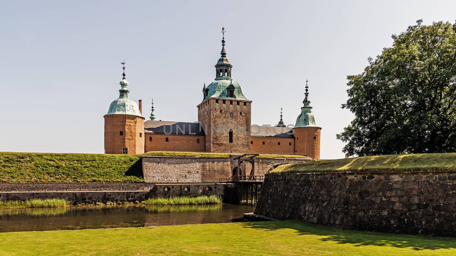 The Kalmar Castle by pawel_szczepanski