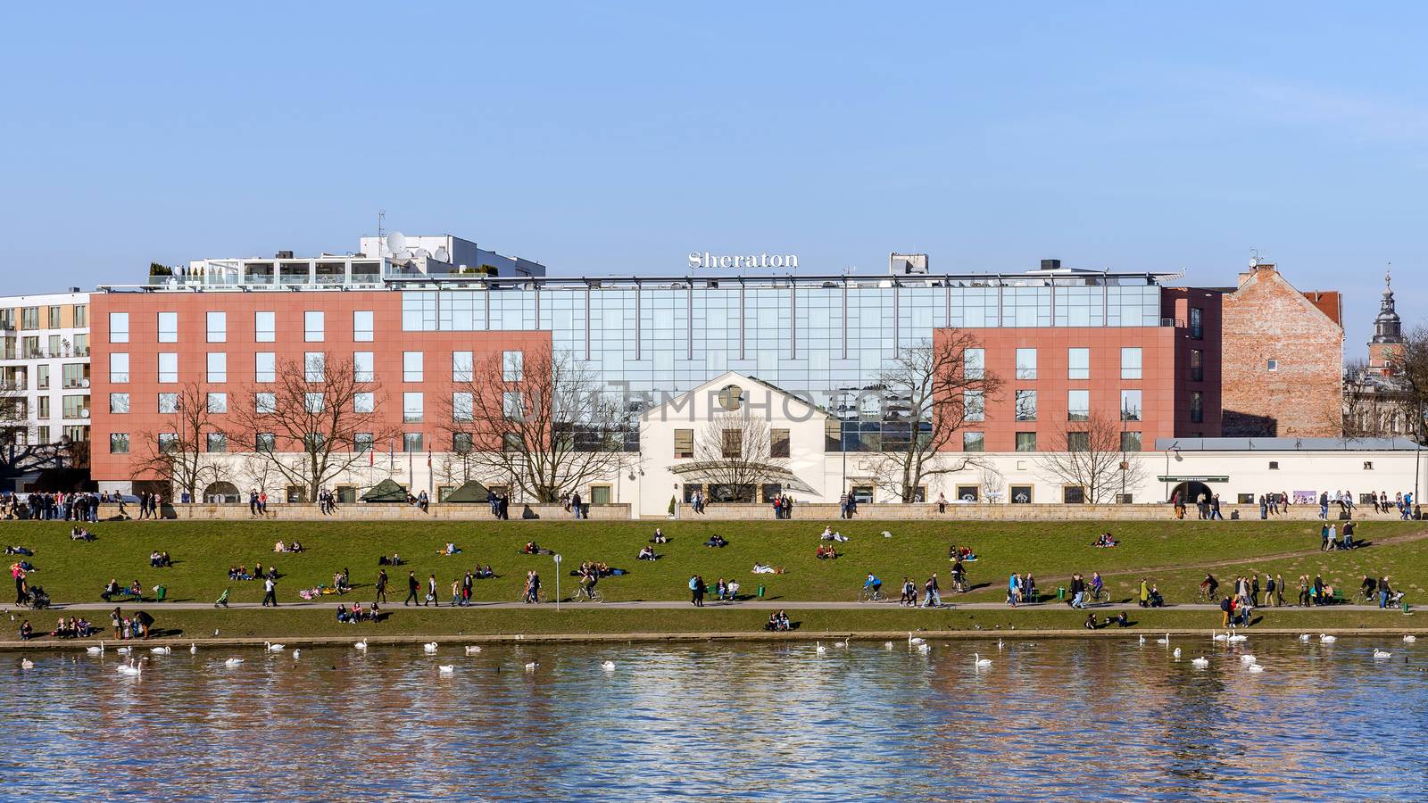 The five stars Sheraton hotel Krakow on the Vistula River next to the Wawel Royal Castle. Luxurious property with a glass-covered atrium offers 232 rooms.