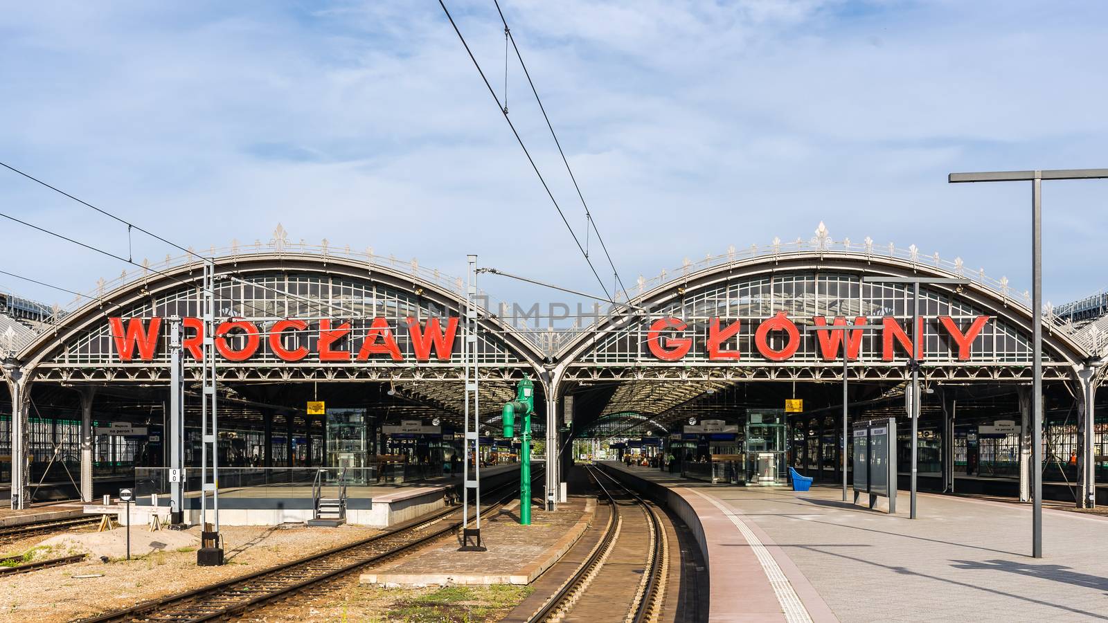 Wroclaw Main Railway Station by pawel_szczepanski