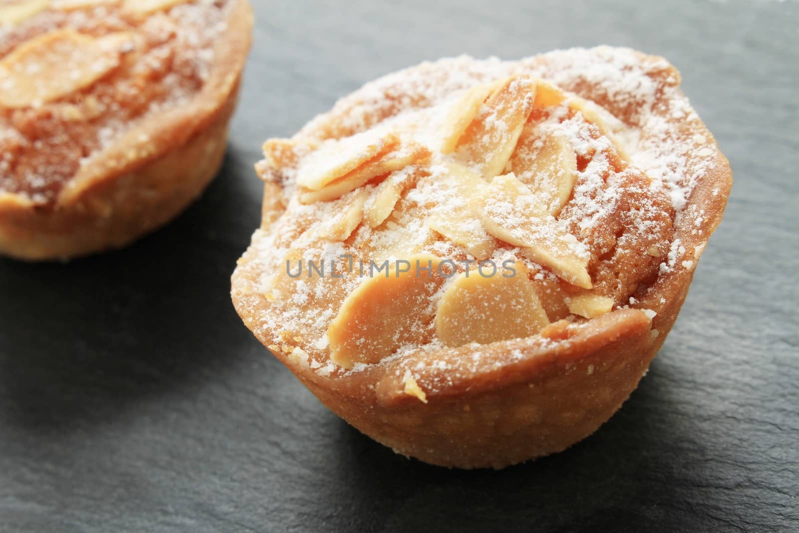 traditional bakewell tart pudding