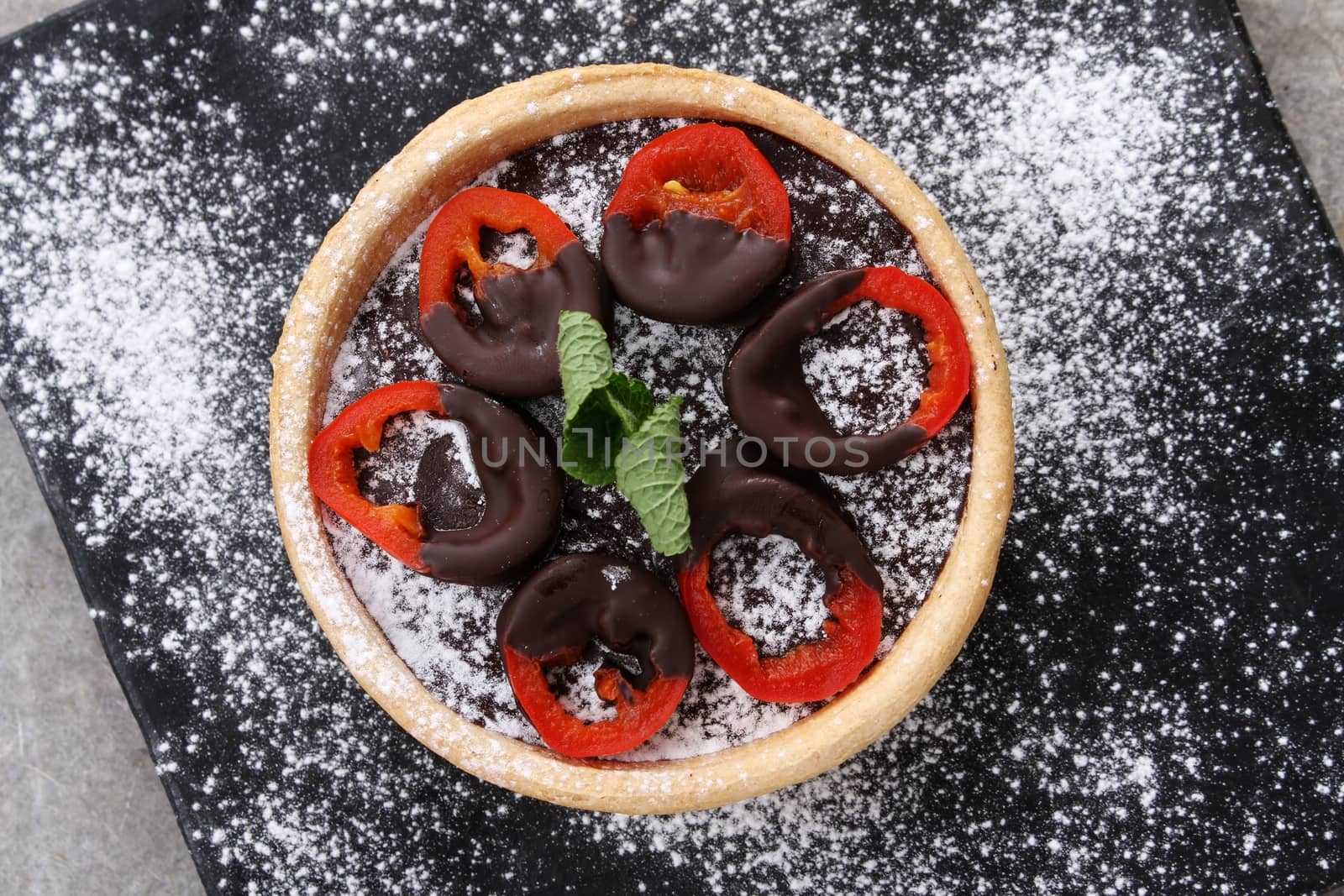 mini chocolate tarts with chili