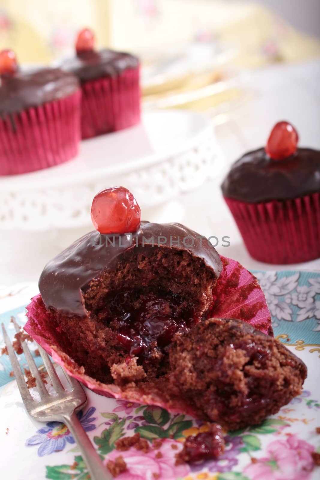 chocolate cherry filled cup cakes