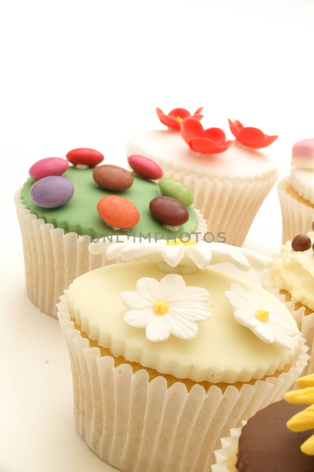 decorated cup cakes