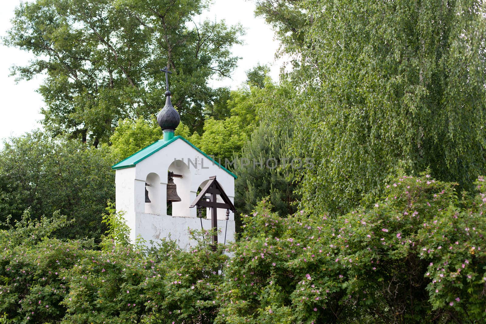 Small bell tower by foaloce