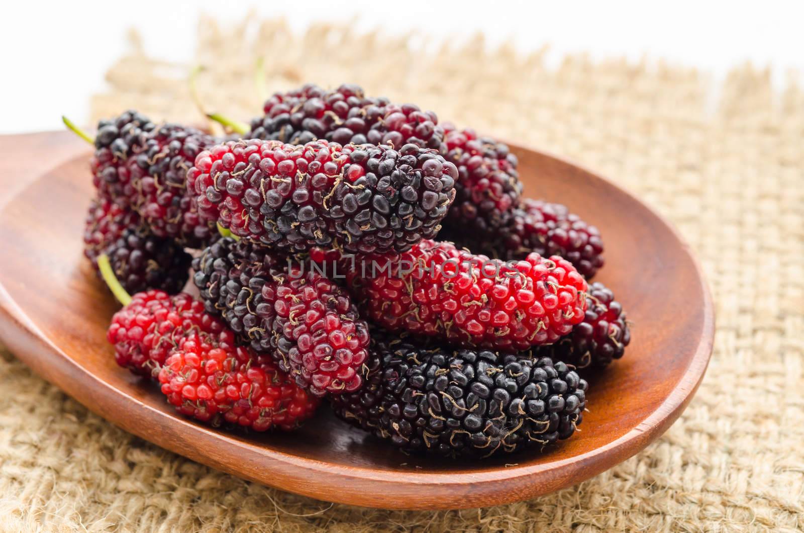 Fresh mulberry. by Gamjai