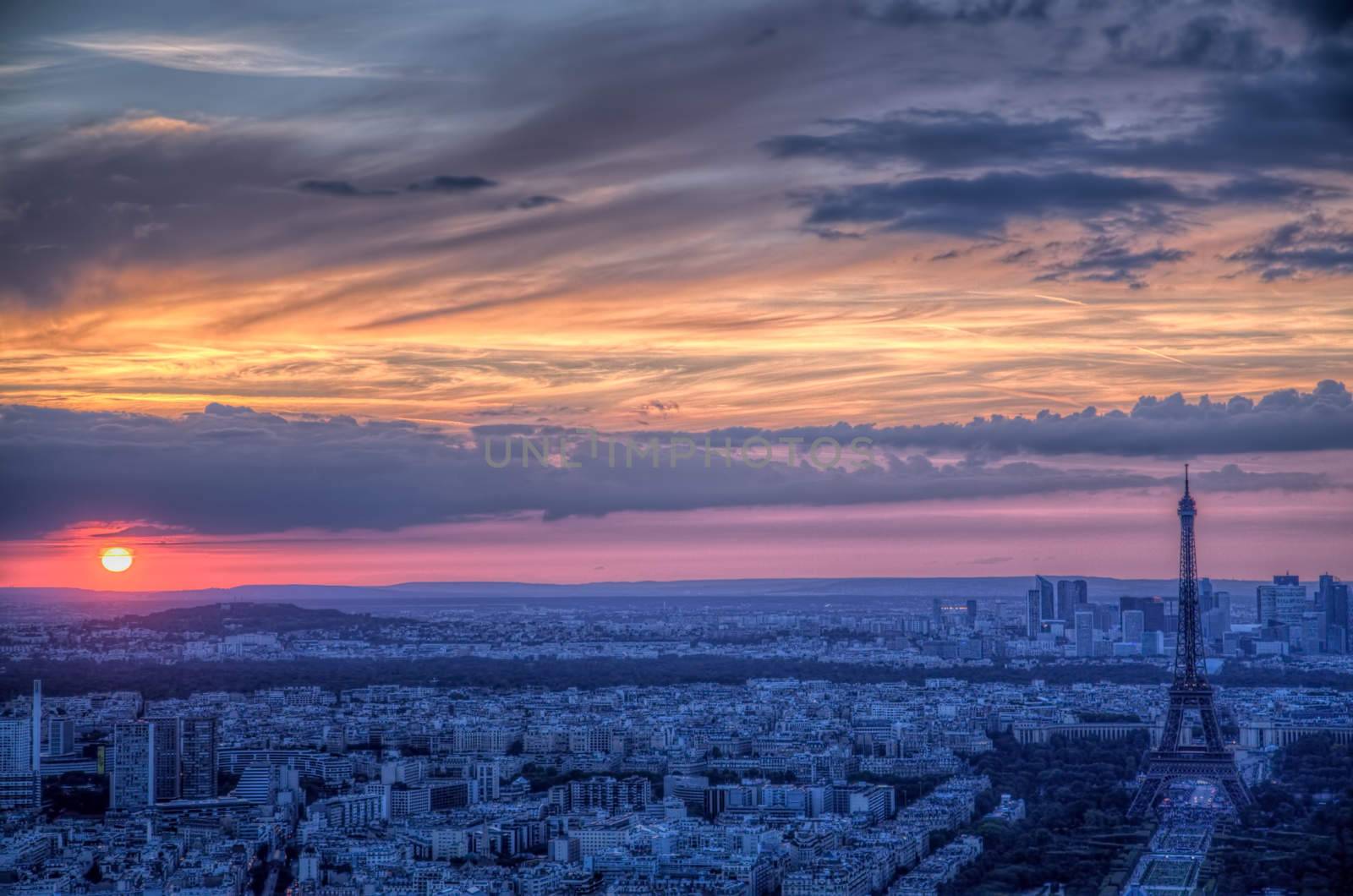 Sunset over Paris by Harvepino