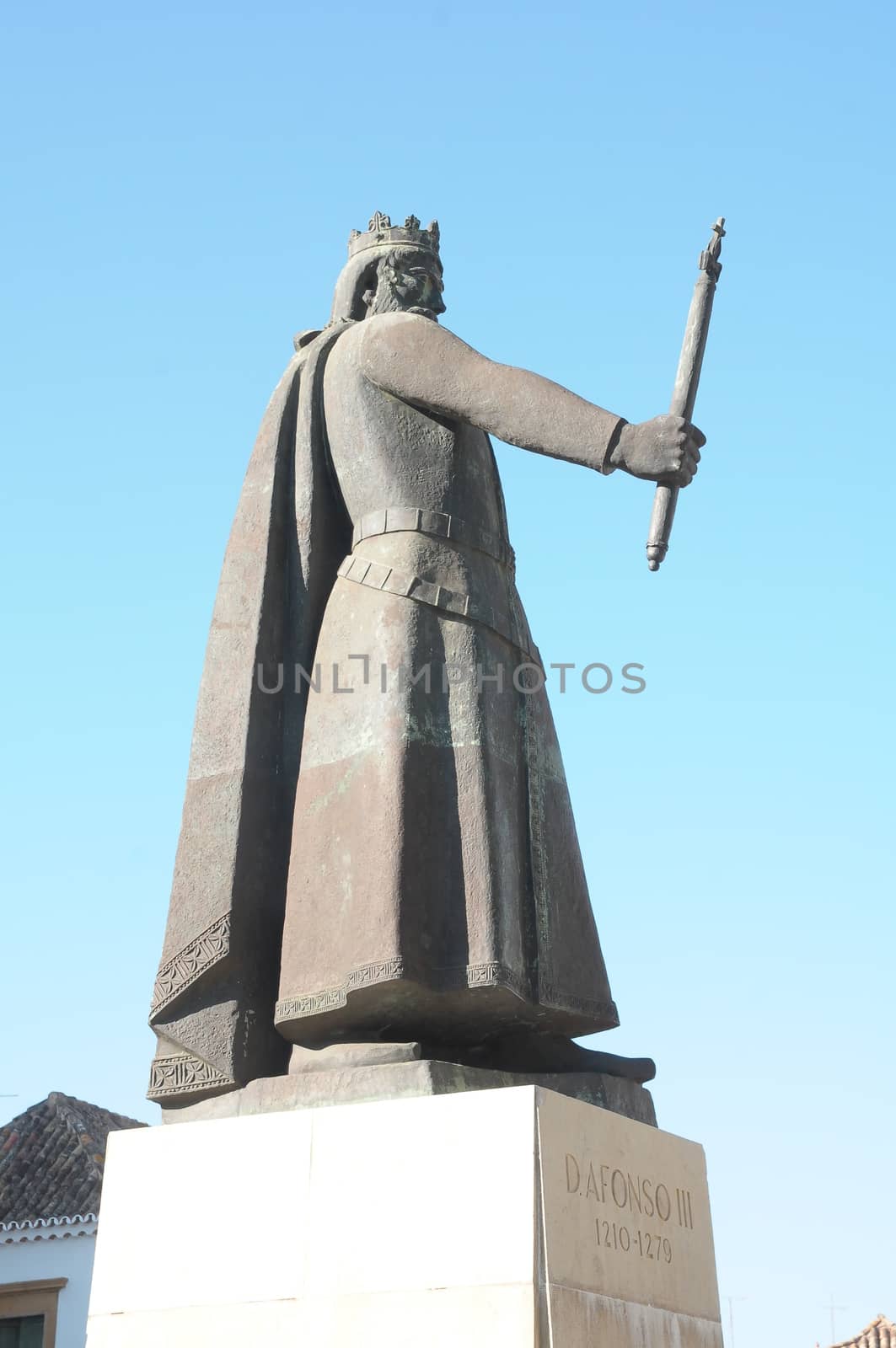 Statue of King Alfonso 111