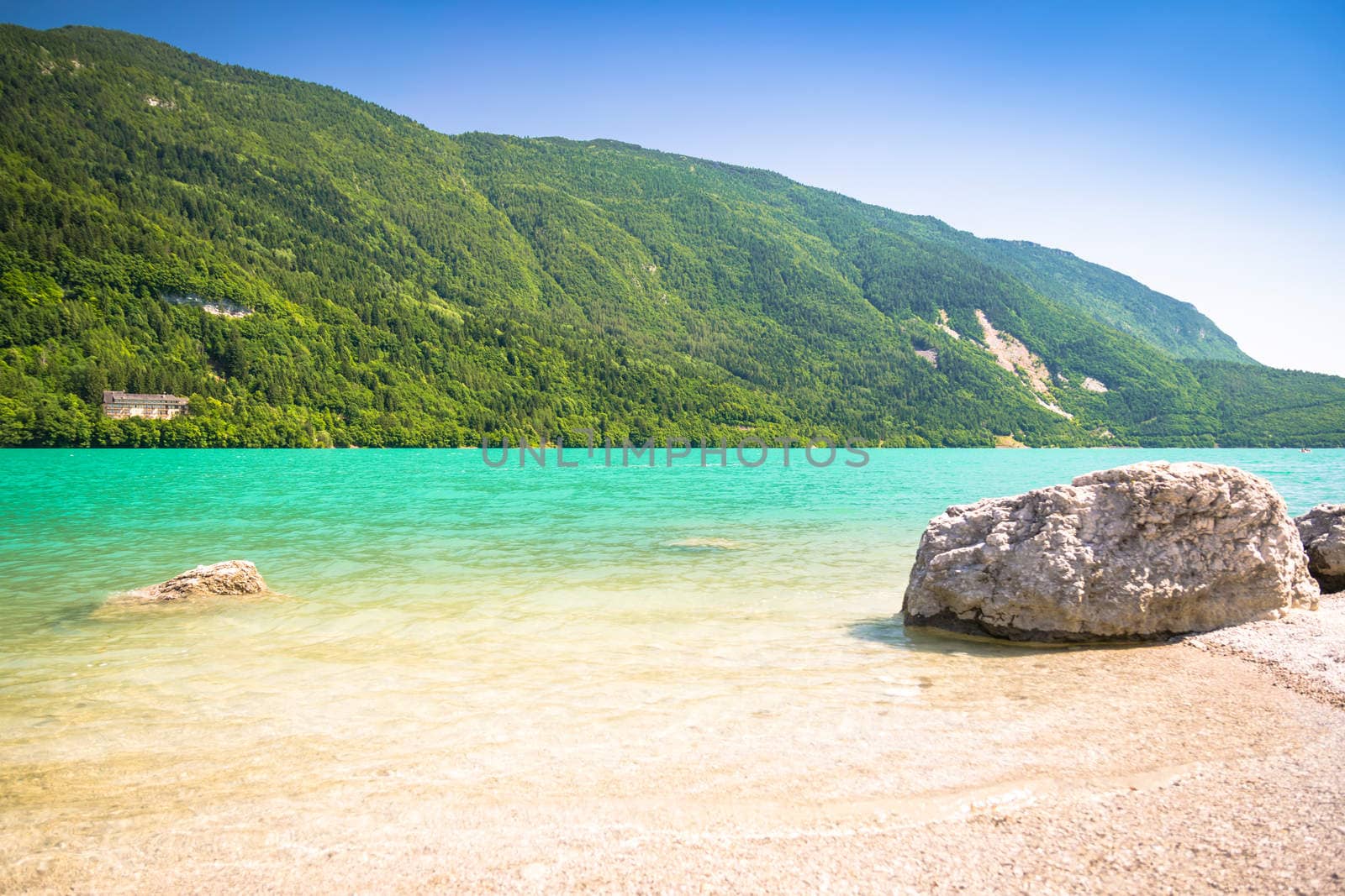 Lake Molveno, elected most beautiful lake in Italy. by Isaac74