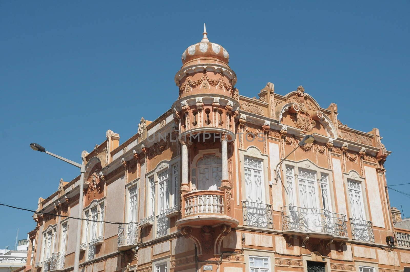 Vivienda building in Algarve