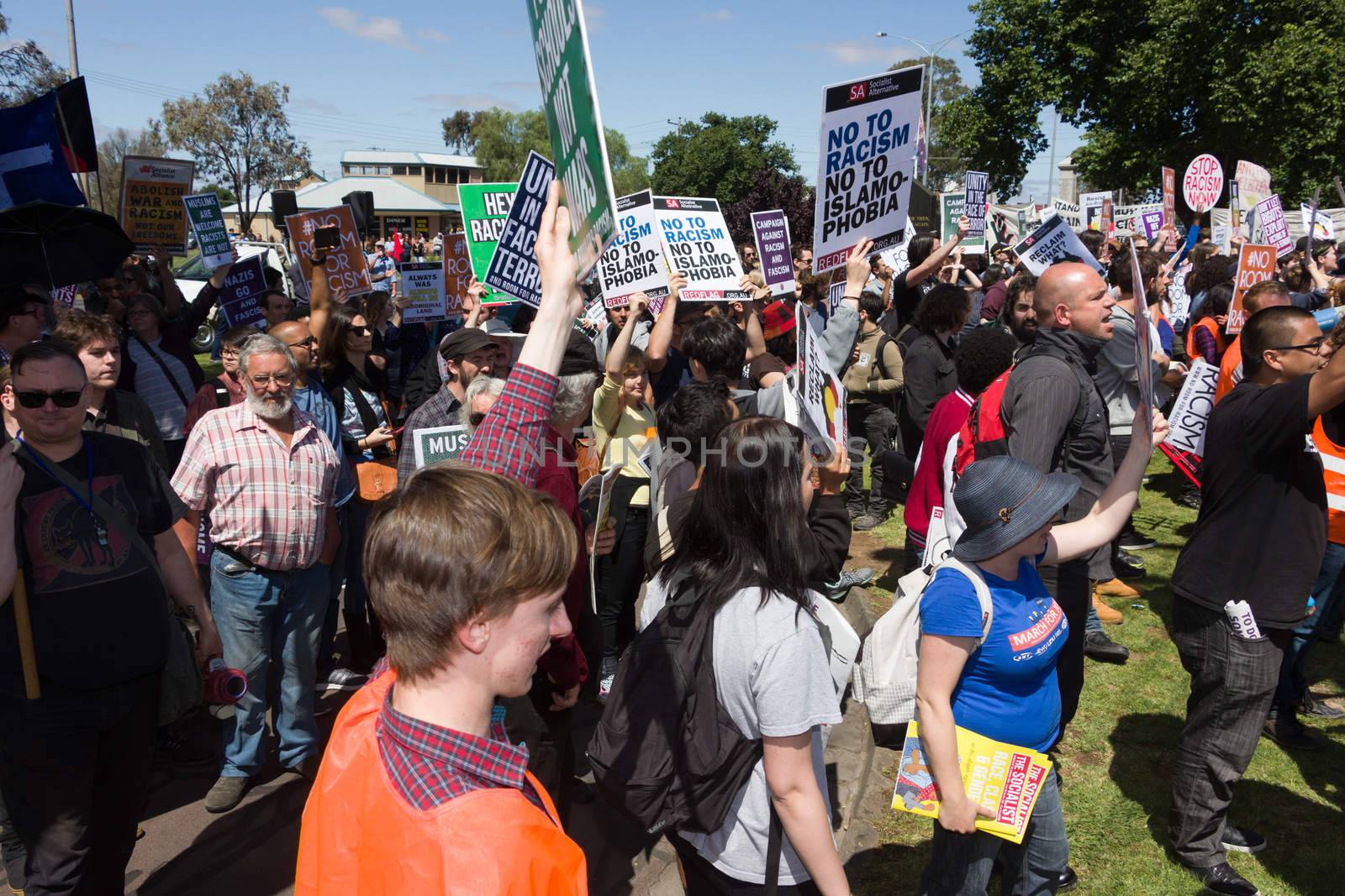 Anto Racism protesters clash with Reclaim Australia by davidhewison