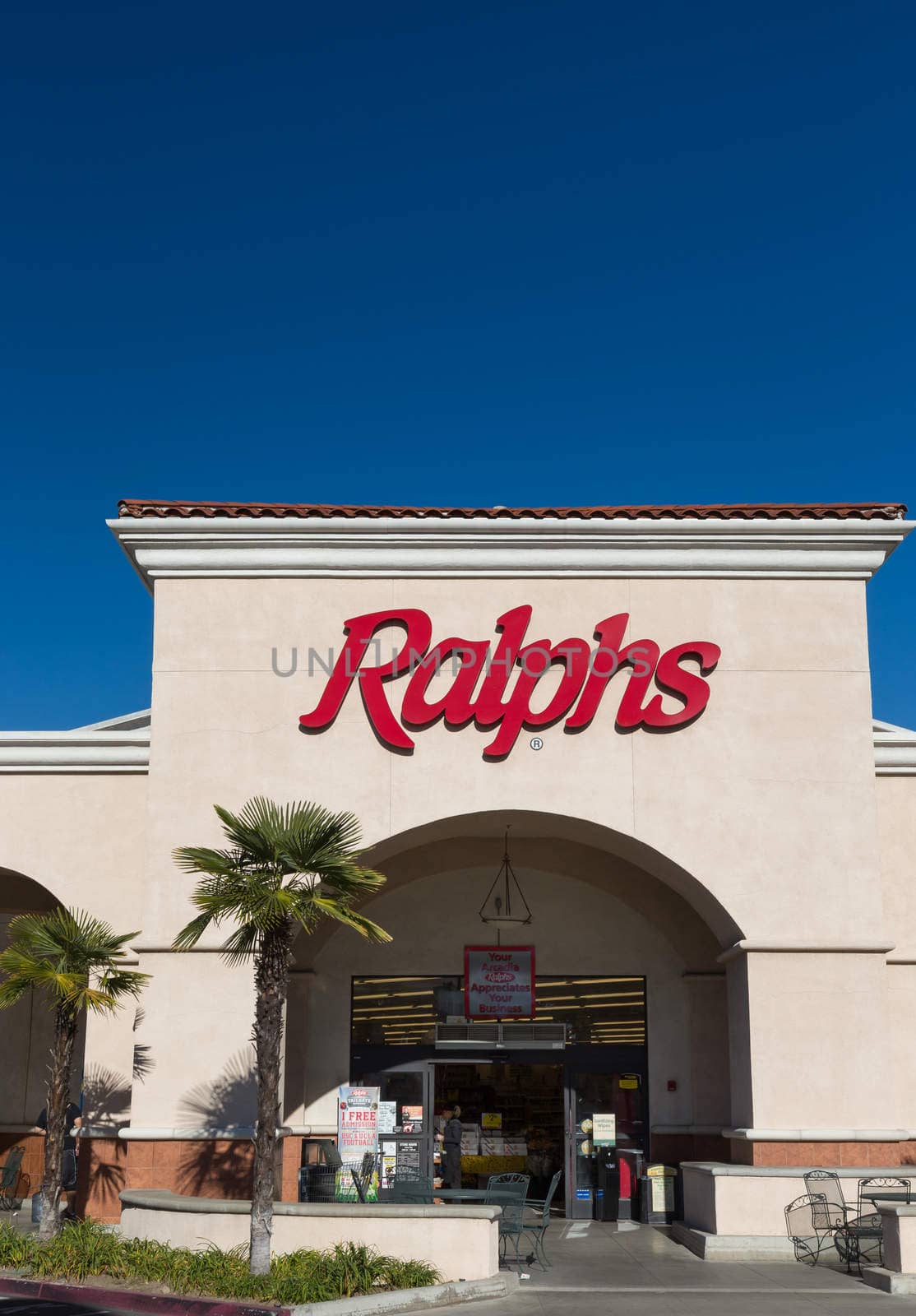 PASADENA, CA/USA - NOVEMBER 22, 2015: Ralphs grocery store sign. Ralphs is a major supermarket chain in the Southern California area and the largest subsidiary of Cincinnati-based Kroger.