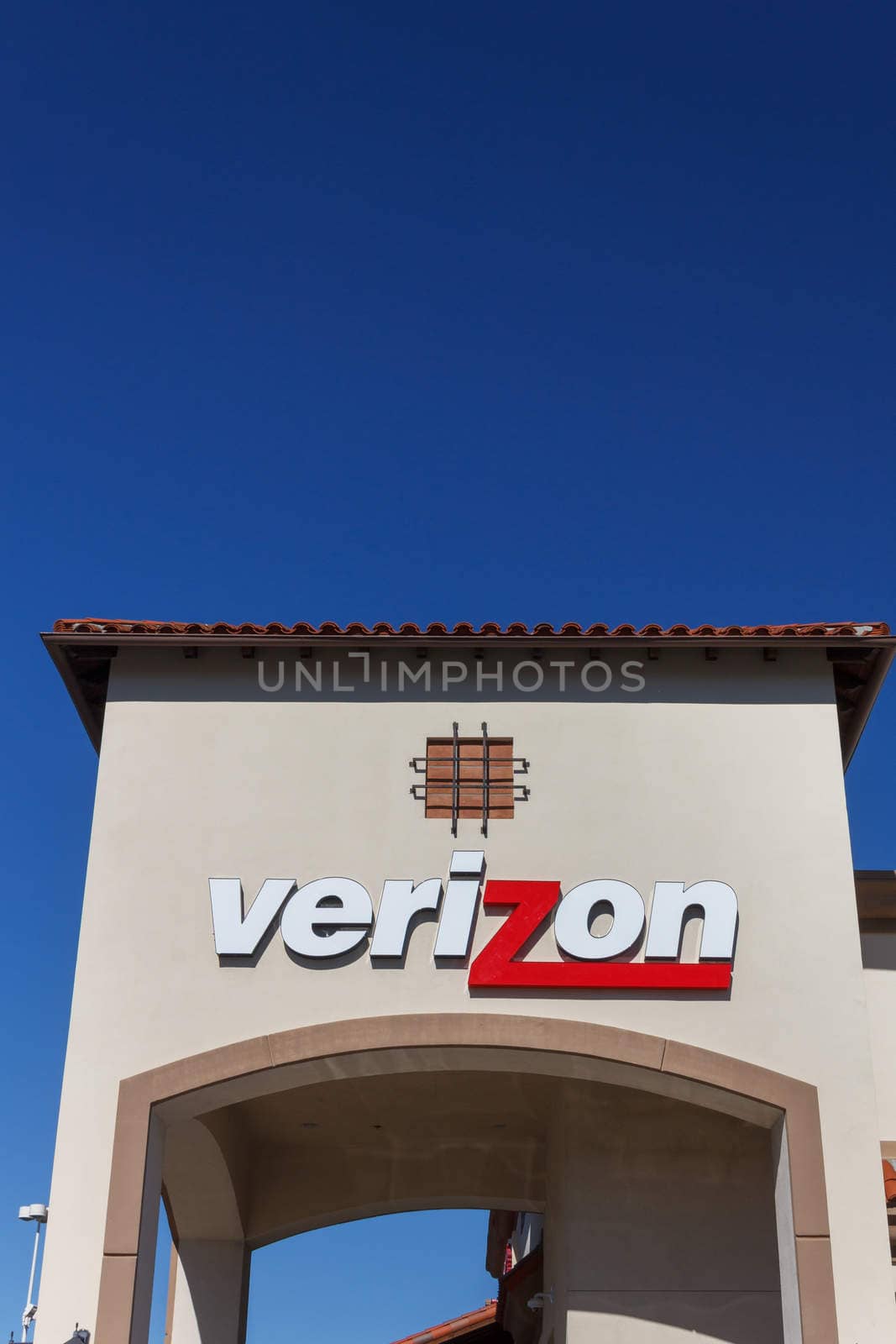 VALENCIA, CA/USA - NOVEMBER 11, 2015:  Verizon Wireless retail store. Verizon Wireless is a wholly owned subsidiary of Verizon Communications, Inc.