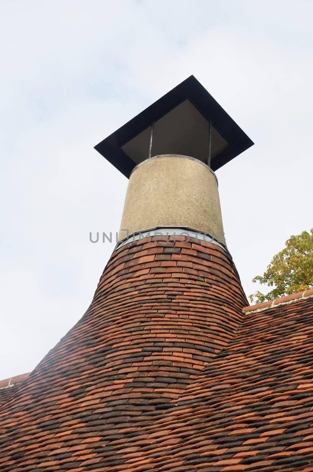 Traditional English Maltings Chimney by pauws99