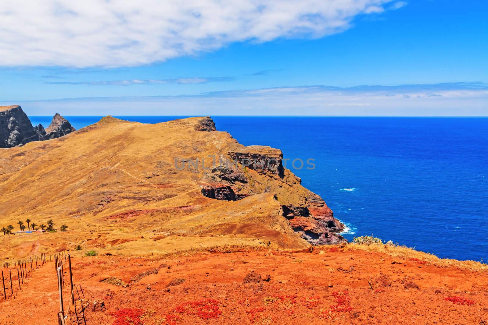 Cais di Sardinha, Baia d'Abra - hiking trail at the most easterly point of Madeira - Ponta de Sao Lourenco