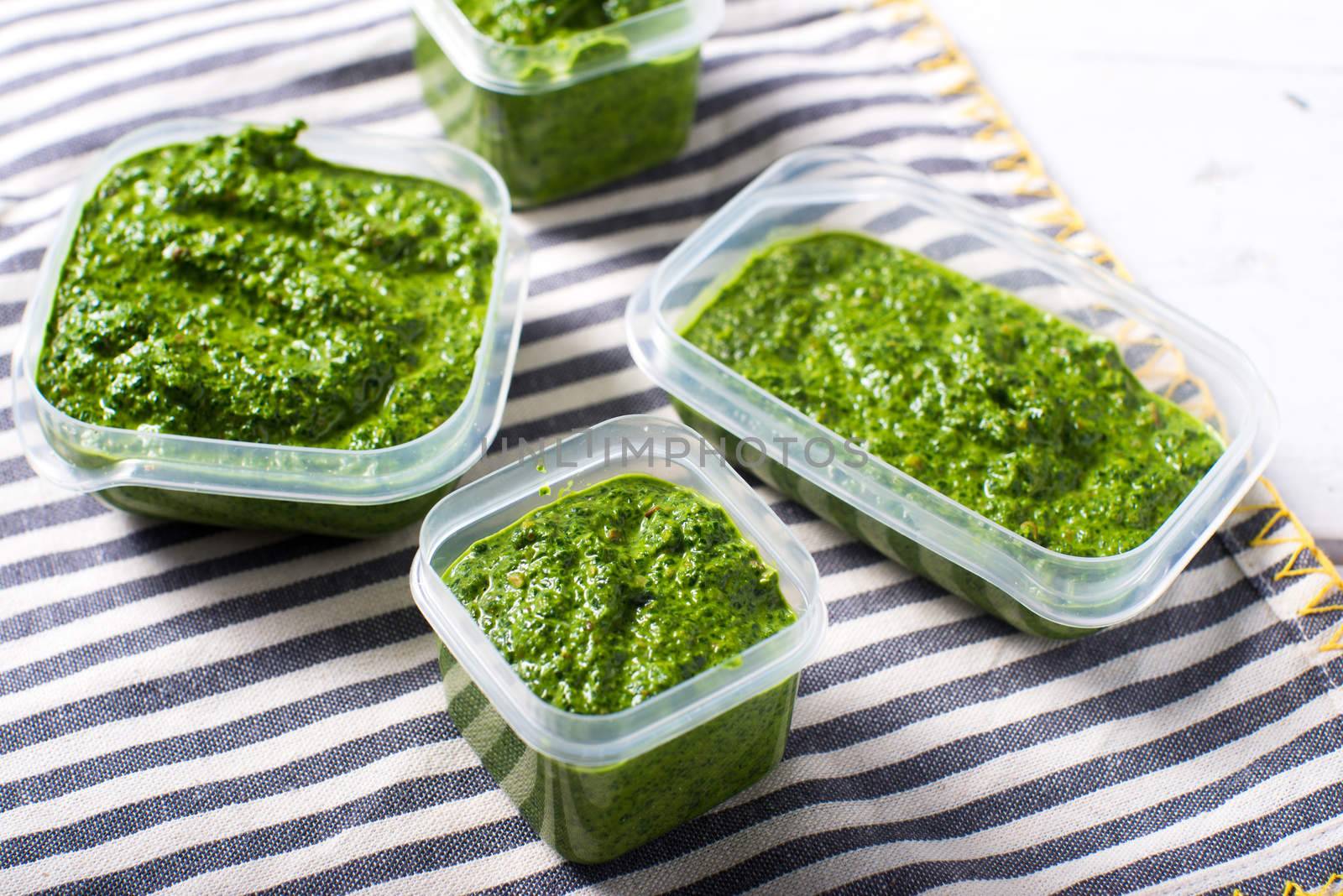 Fresh Raw pesto spinache seeds oil garlic