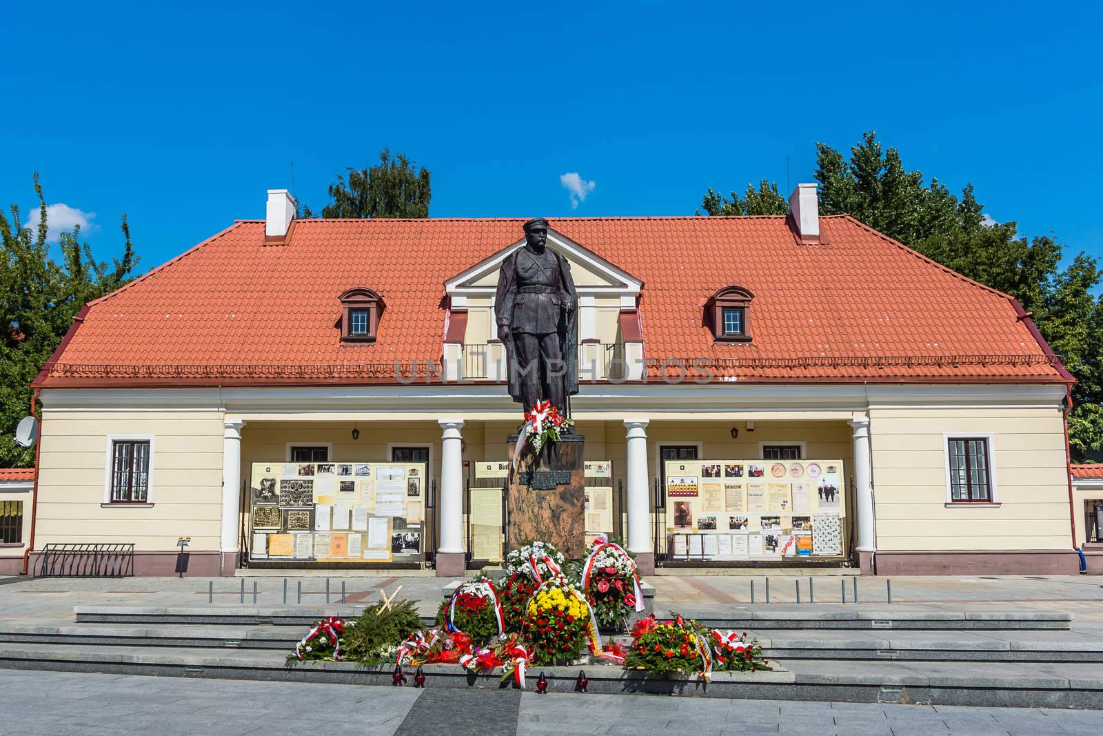 Monument to Marshal Jozef Pilsudski (1867-1935), legendary Polish statesman and leader, in front of the State Archive building in Bialystok, on August 17, 2013.