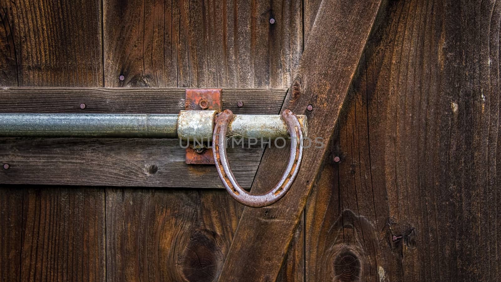 Horseshoe Barn Door Handle, Color Image by backyard_photography