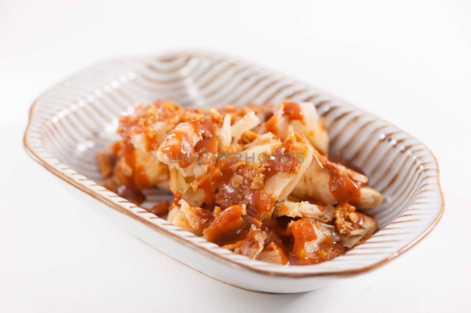 Roti with Thai tea sauce, Modern dessert adapt from Indian food