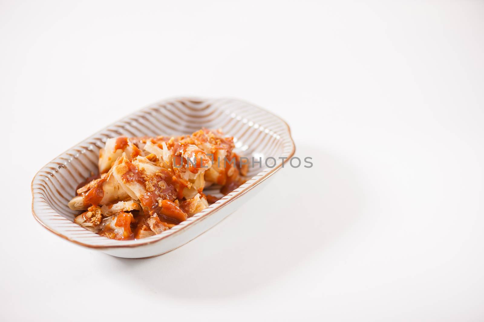 Roti with Thai tea sauce, Modern dessert adapt from Indian food