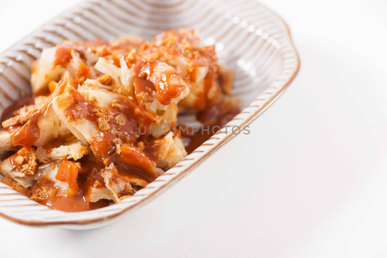 Roti with Thai tea sauce, Modern dessert adapt from Indian food
