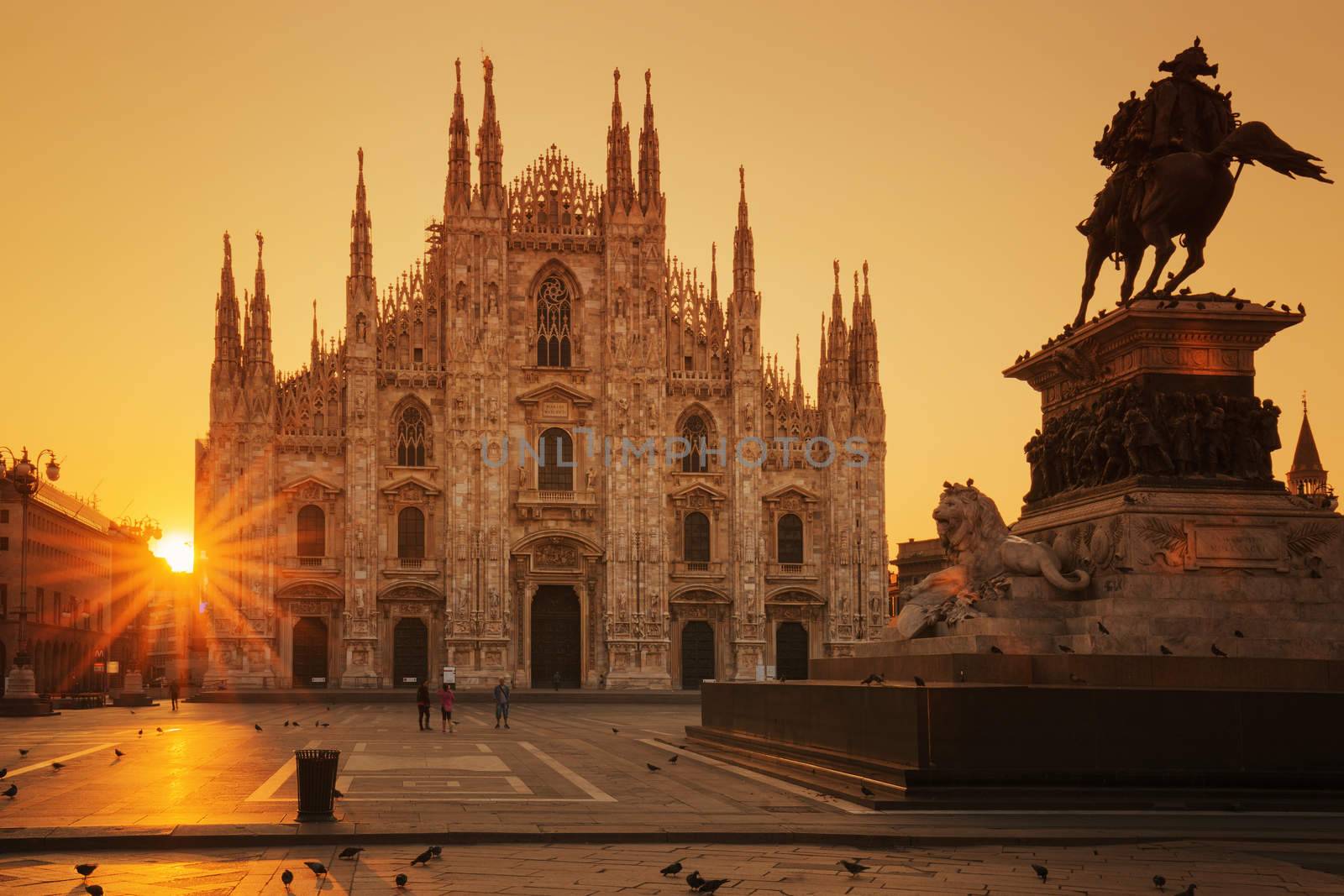 View of Duomo at sunrise by vwalakte