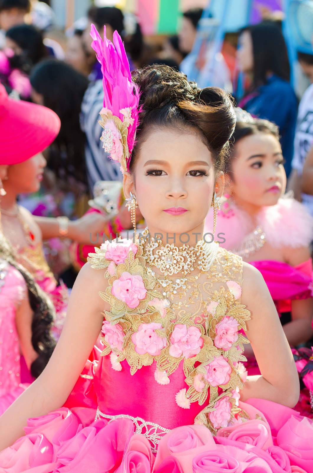 SINGBURI - NOVEMBER 27 : Parade for sporting day of The Anuban Singburi School on November 27, 2015 at Singburi, Thailand.