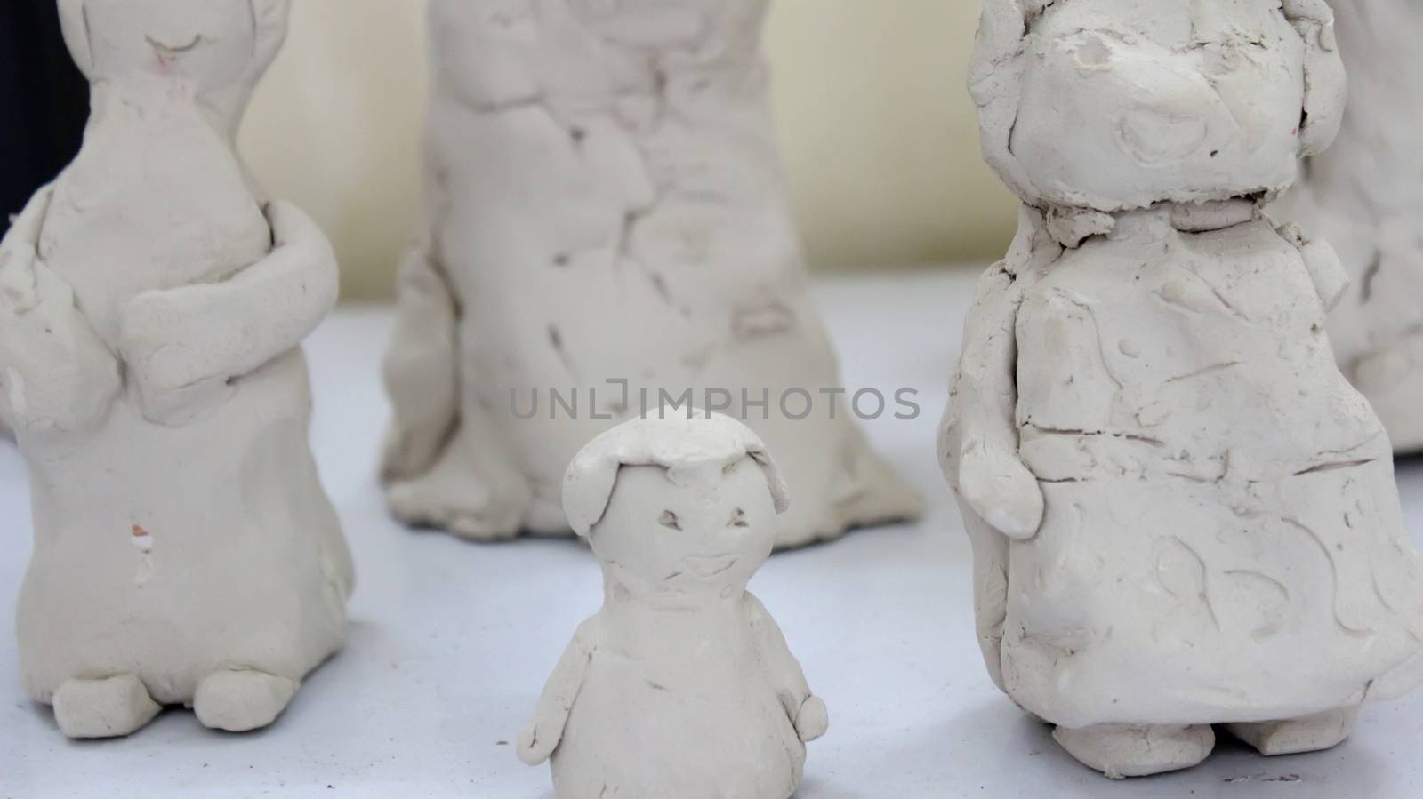 the white clay statue fun