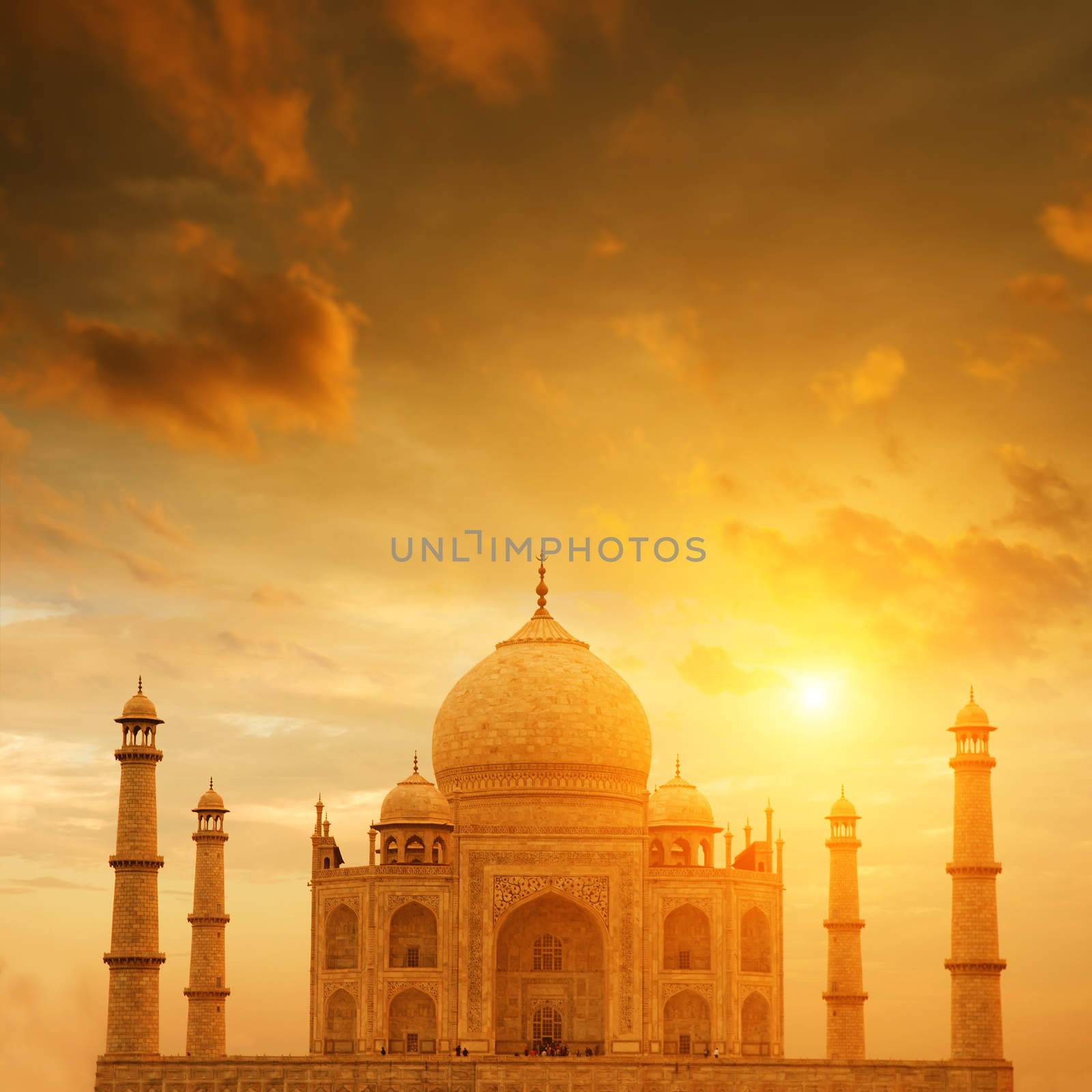 Front view Taj Mahal in Agra, India on sunset.