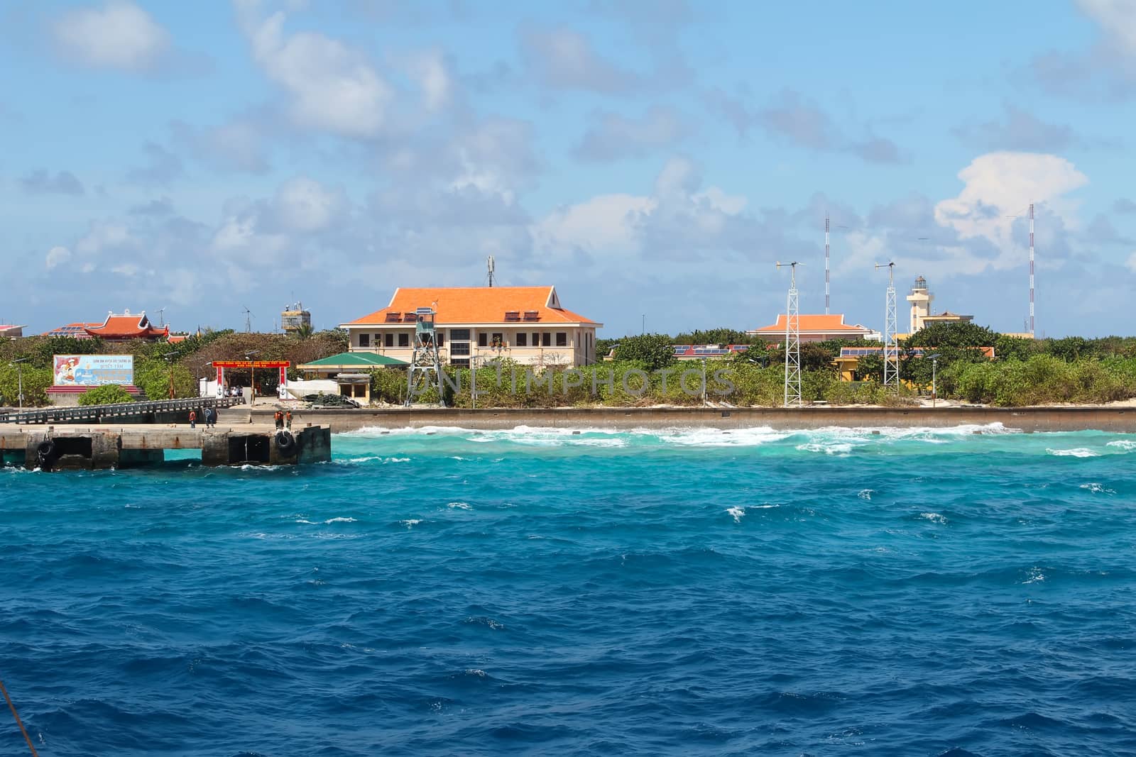 island in the sea