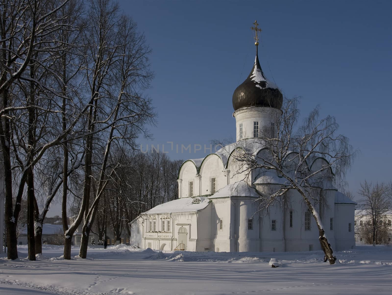 Church on a frosty winter day in Aleksandrov.